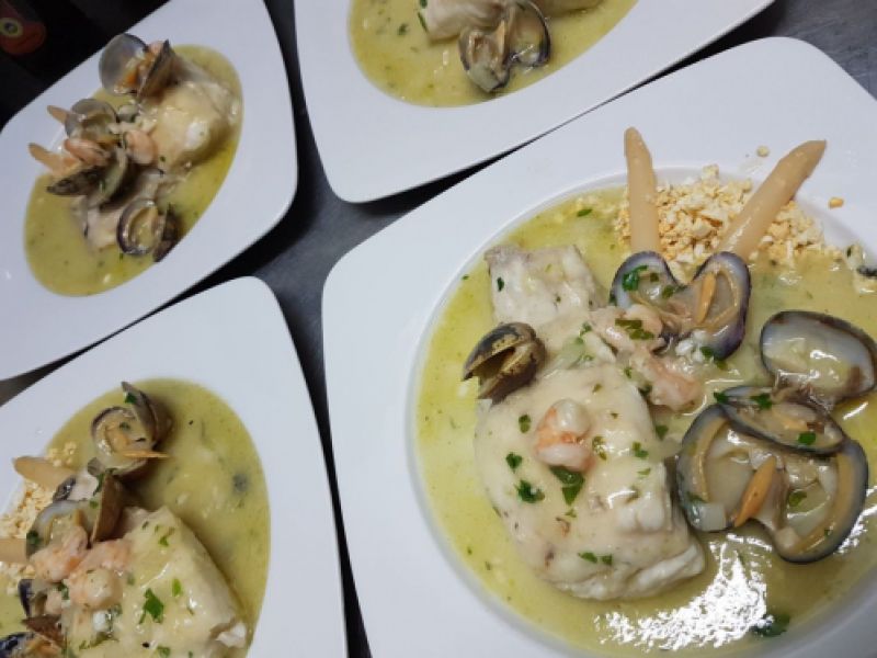 Guiso de almejas con alubias