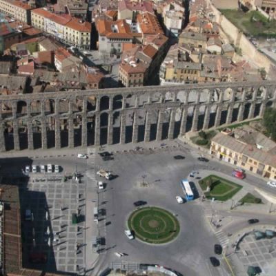 Vistas de Azoguejo y el Acueducto de Segovia